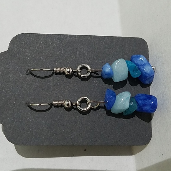 Handmade earrings blue chips J10 - Picture 2 of 2